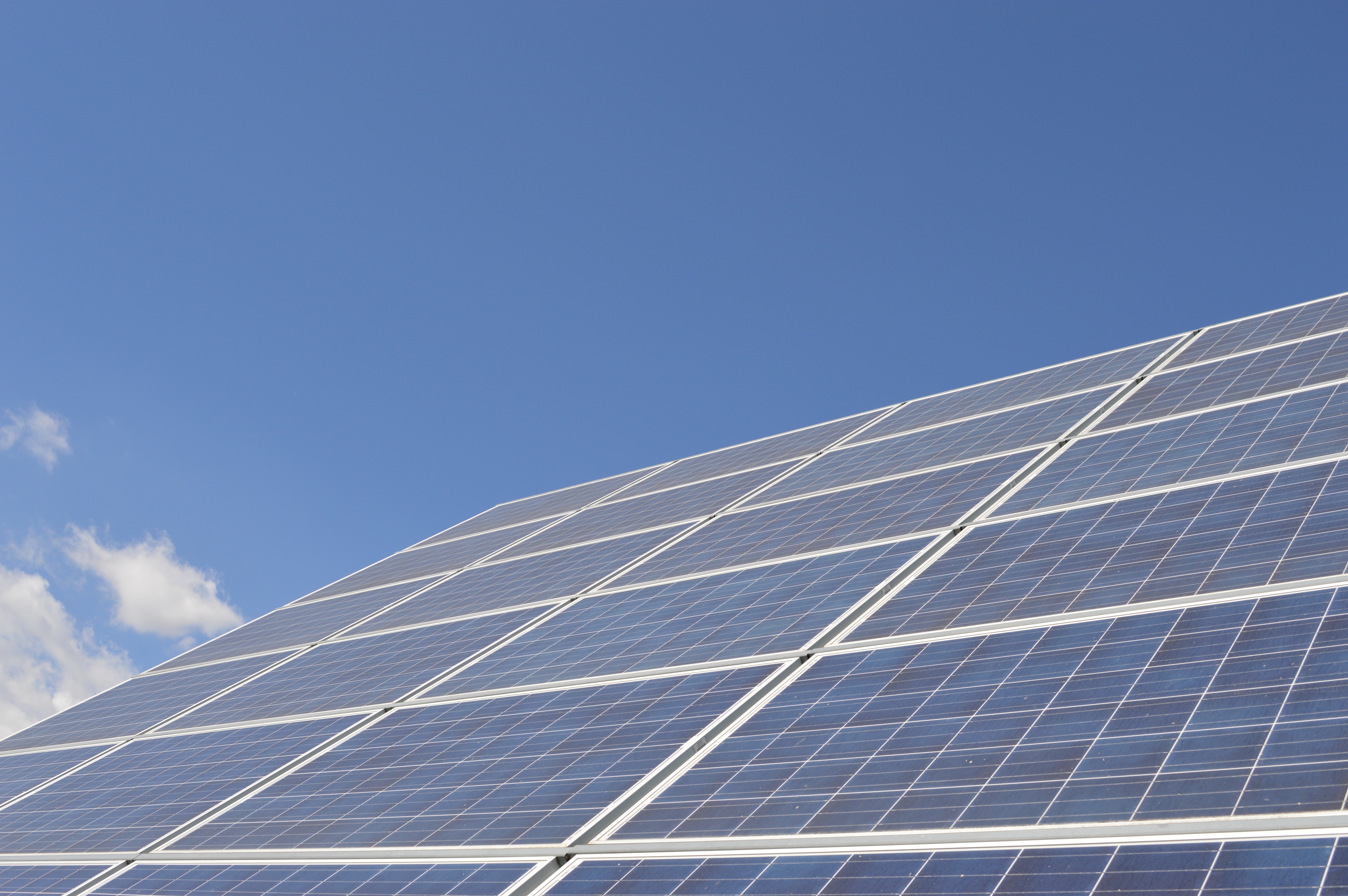 今年の１ ４月の太陽光発電運用状況 コラム記事 太陽光発電投資コラム メガ発通信