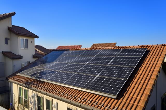 太陽光発電の「家庭用」と「産業用」の違いとは?