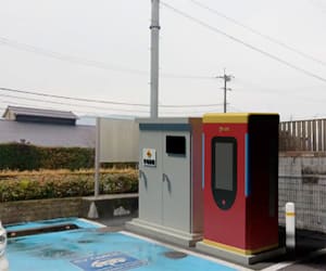 【EV充電器】金融機関紹介あり　一括償却可能　最大出力240kW　想定利回り15.6％　和歌山県伊都郡【895-1,2】土地付き分譲太陽光発電物件