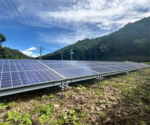 【中古32・36円】パネル総容量合計71.82kW　2区画セット販売　表面利回り約14.99％　年収入約1,765万円　岐阜県揖斐郡【2658-1,2】土地付き分譲太陽光発電物件