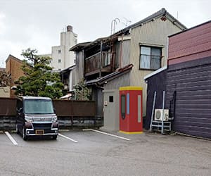 【EV充電器】金融機関紹介あり　一括償却可能　最大出力240kW　想定利回り20.57％　富山県高岡市【1000】